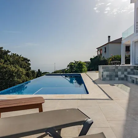 Punta Europa - Private Pool With Seaview Villa